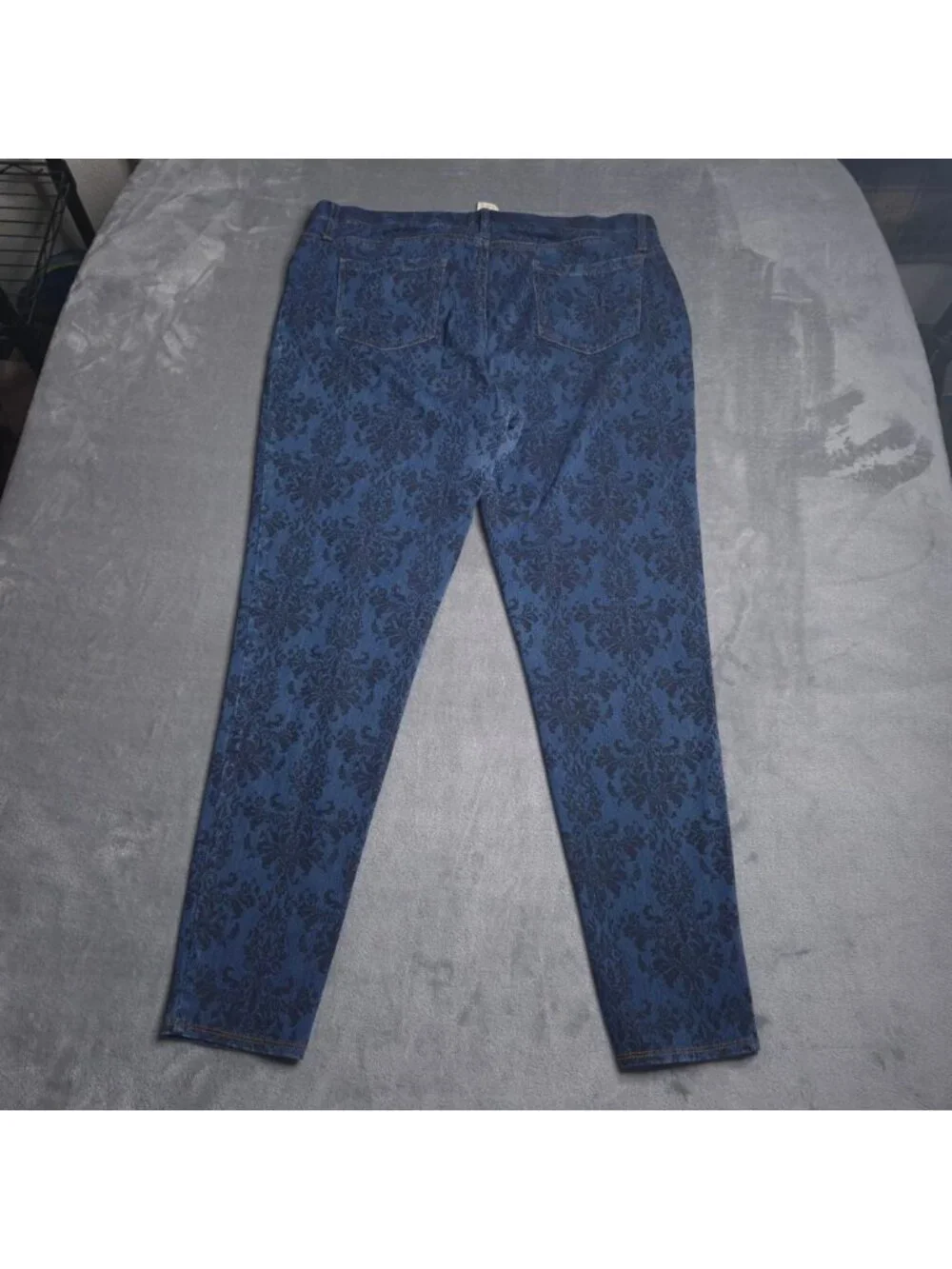 Faded Glory Womens Skinny Fit Pants Pull On XL Blue Damask Print Stretch